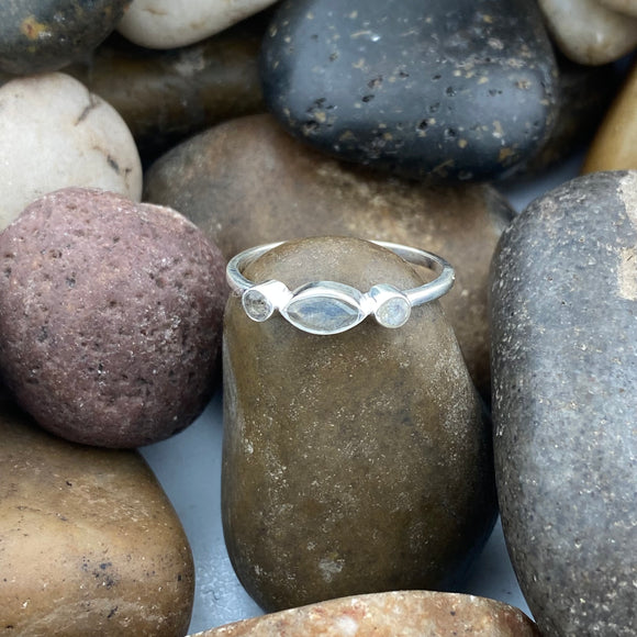 Labradorite Ring 412 - Silver Street Jewellers