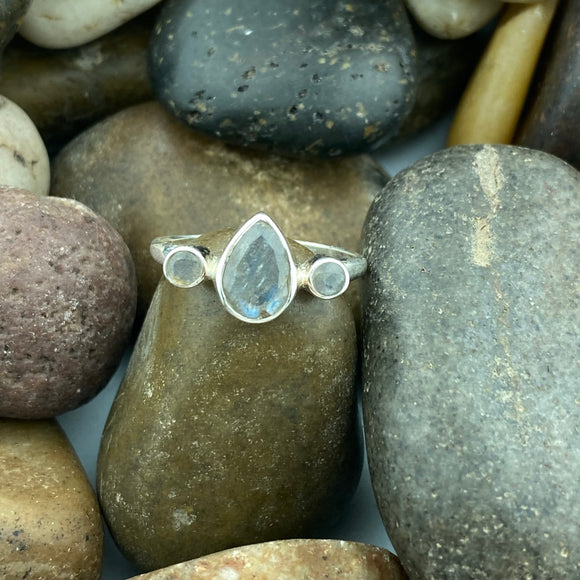 Labradorite Ring 428 - Silver Street Jewellers